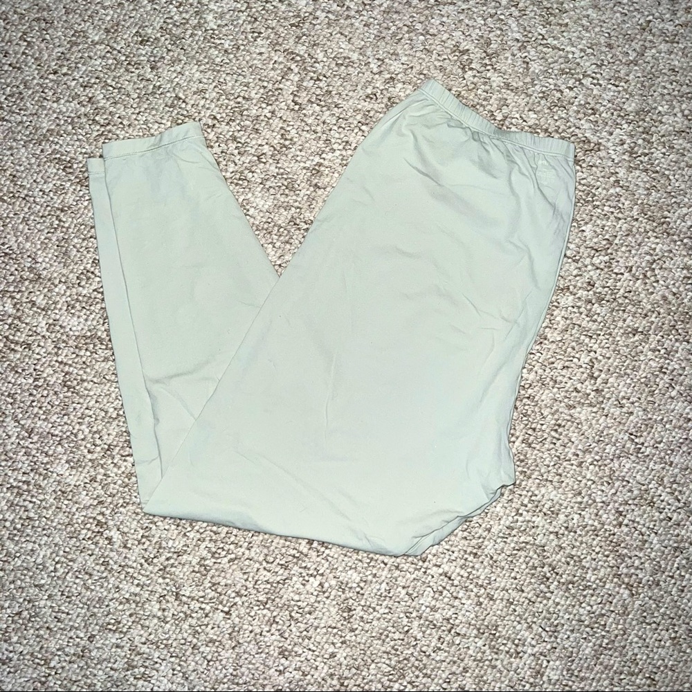 Skims Fits Everybody Leggings Retired Color *Talc* *Like New* Sz 2x